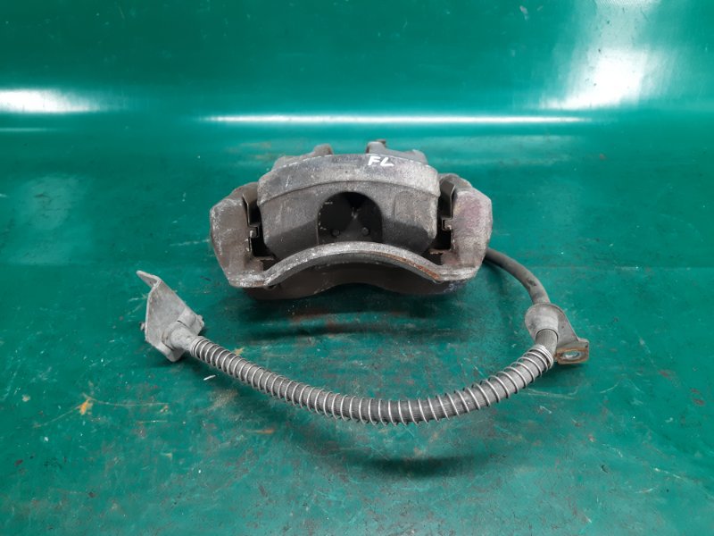 Суппорт тормозной передний левый HYUNDAI ACCENT RB 10- 2015 Хетчбек 1.6 58110-1R100 Б/У