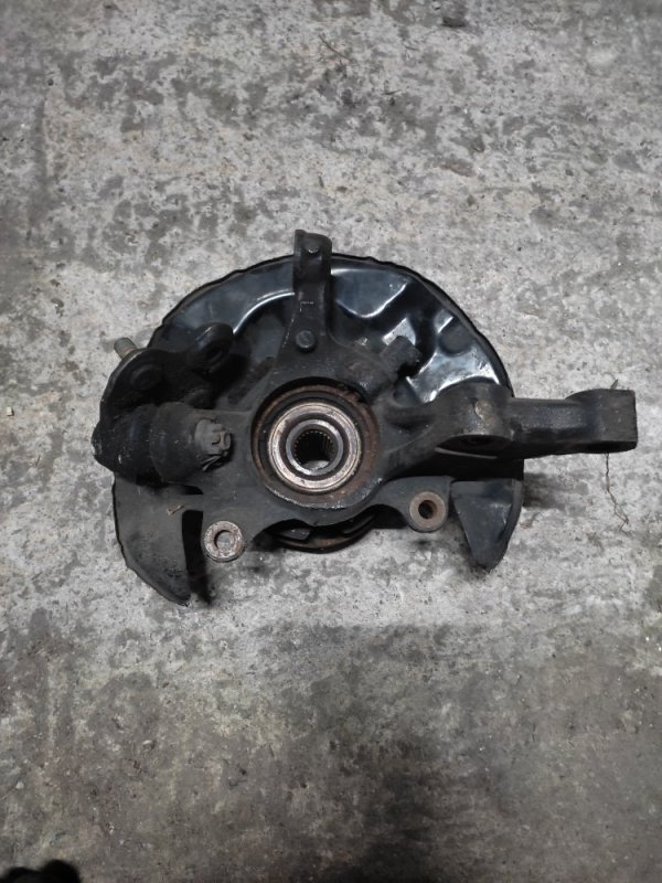 Запчасть кулак поворотный передний левый TOYOTA AVENSIS 03-08 43212-12390 Б/У Кулак поворотный передний левый TOYOTA AVENSIS 03-08 43212-12390 Б/У