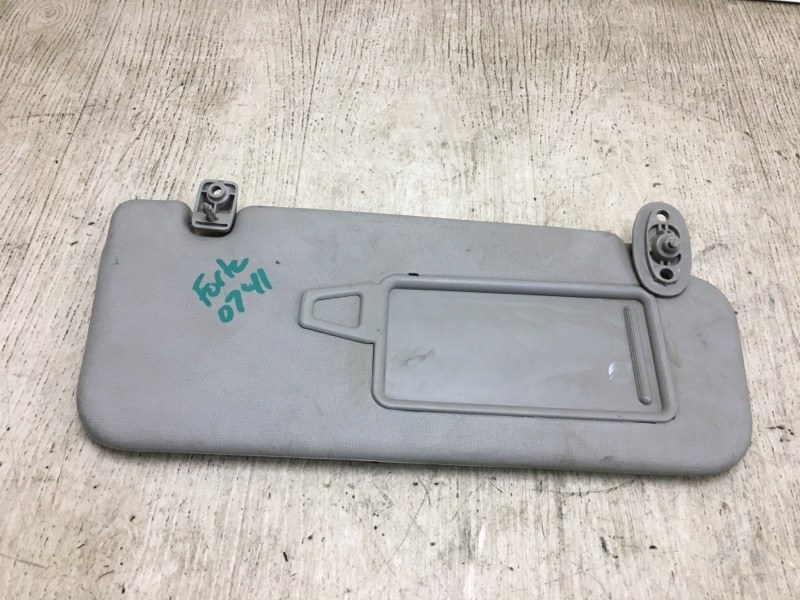 Козырек солнцезащитный правый KIA FORTE/CERATO TD 08-13 2009 TD 2.0 G4KD 85220-1M3508O Б/У