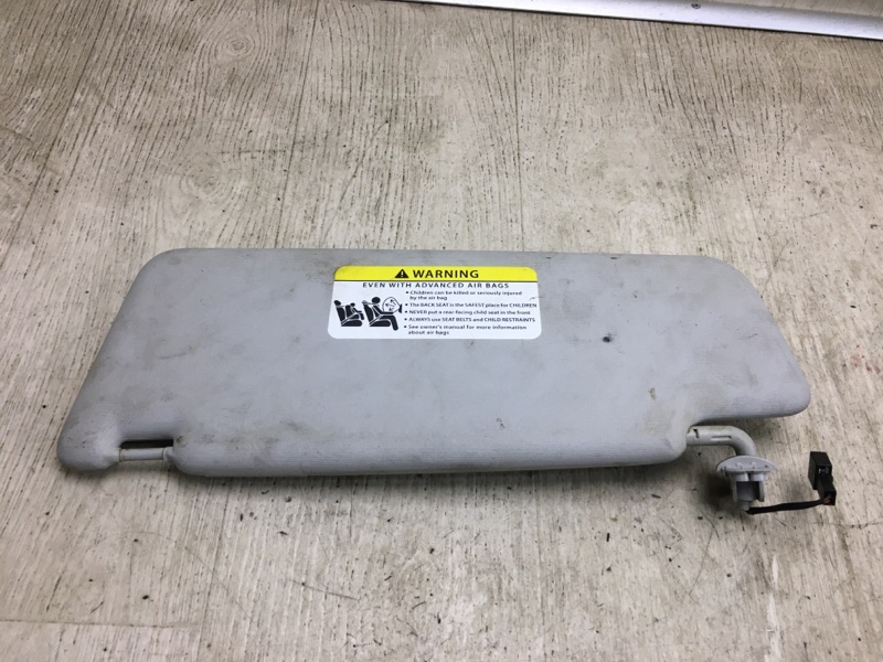 Козырек солнцезащитный правый VOLKSWAGEN PASSAT B7 11-15 A32 1.8 CPRA Козырек солнцезащитный правый VOLKSWAGEN PASSAT B7 11-15 A32 1.8 CPRA