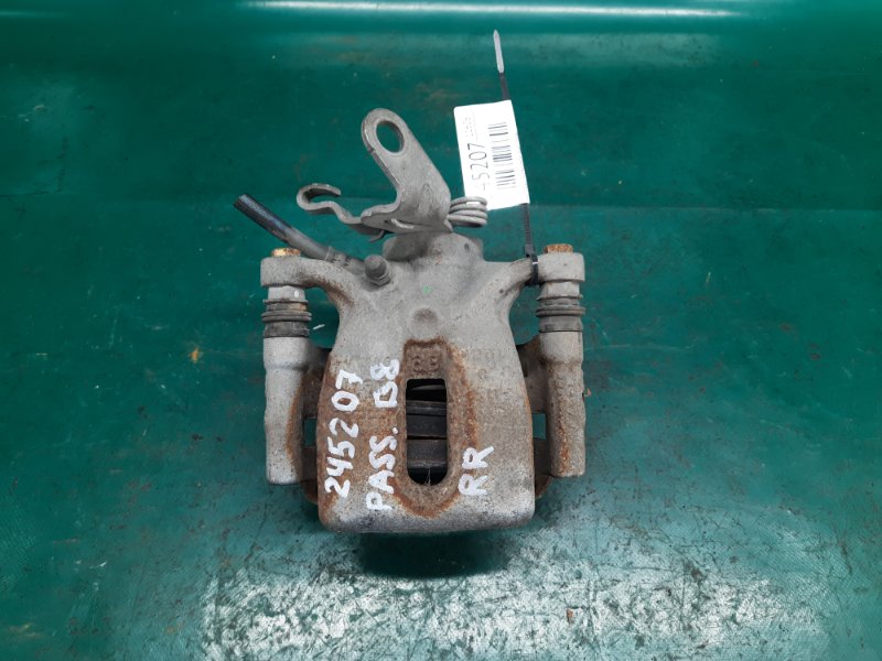 Суппорт тормозной задний правый VOLKSWAGEN PASSAT B8 14- 2016 Седан 1.8 CPRA 5QM 615 424 A Б/У