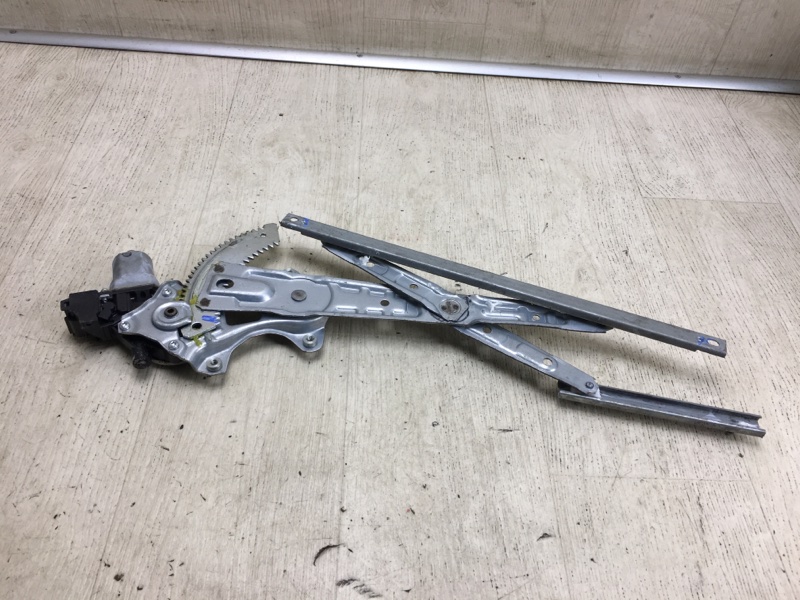 Стеклоподъемник задний левый NISSAN ALTIMA L33 12-18 2015 L33 2.5 QR25DE 82721-3TA1A Б/У