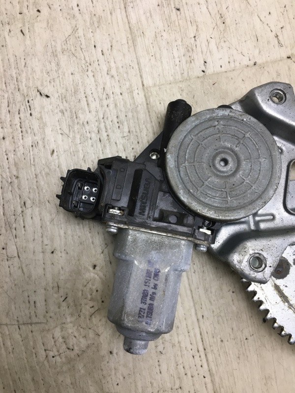 Стеклоподъемник задний левый NISSAN ALTIMA L33 12-18 L33 2.5 QR25DE