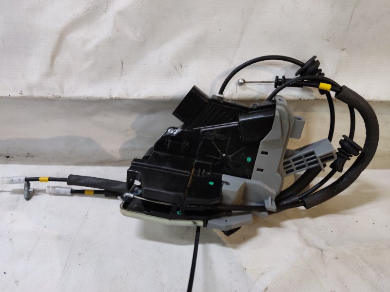 Запчасть замок двери задний левый KIA SORENTO UM 14- 2016 Внедорожник 2.4 81410-C5000 Б/У Замок двери задний левый KIA SORENTO UM 14- 2016 Внедорожник 2.4 81410-C5000 Б/У