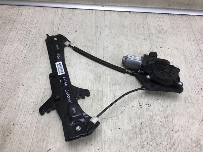 Стеклоподъемник задний правый VOLKSWAGEN PASSAT B7 11-15 2013 A32 CBTA 2.5L 561 839 462 C Б/У