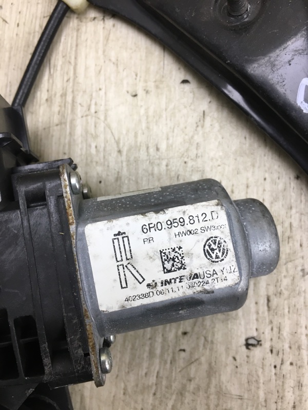 Стеклоподъемник задний правый JETTA USA 10-17 2011 162 CBTA 2.5L