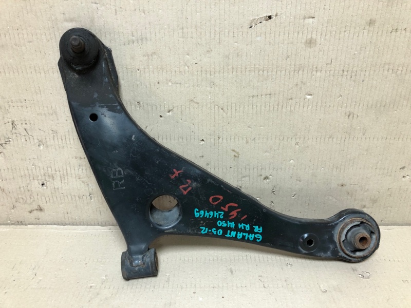 Рычаг передней подвески нижний передний правый MITSUBISHI GALANT 03-12 2006 Седан 2.4 4G69 MN161706 Б/У