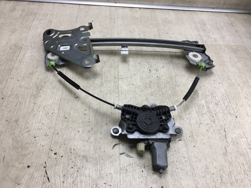 Стеклоподъемник передний левый FORTE/CERATO TD 08-13 2009 TD 2.0 G4KD