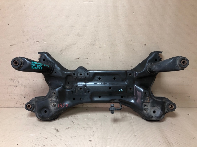 Запчасть балка передней подвески MITSUBISHI GALANT 03-12 2006 Седан 2.4 4G69 MN101953 Б/У Балка передней подвески MITSUBISHI GALANT 03-12 2006 Седан 2.4 4G69 MN101953 Б/У