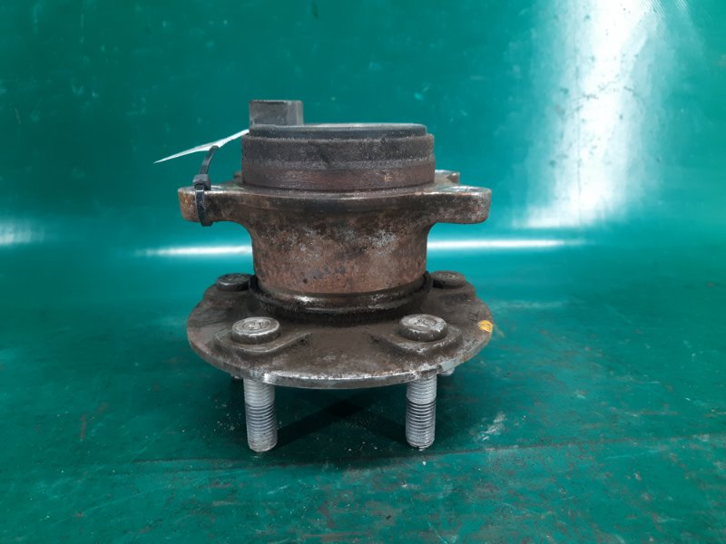 Ступица задняя левая FOCUS 10-18 2014 Хетчбек 2.0 C20HDEX