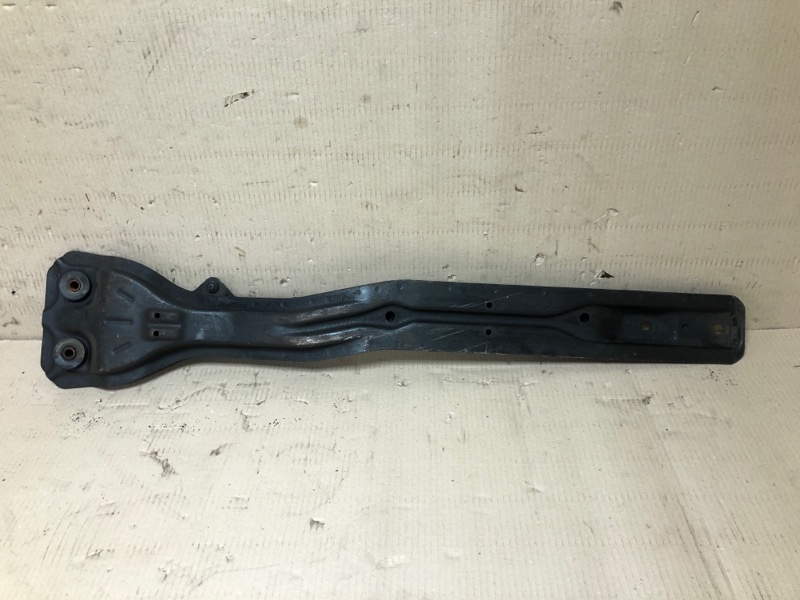 Балка двигателя продольная GALANT 03-12 2006 Седан 2.4 4G69