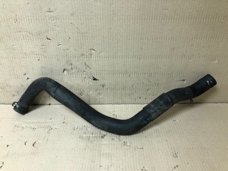 Патрубок системы охлаждения GALANT 03-12 2006 Седан 2.4 4G69