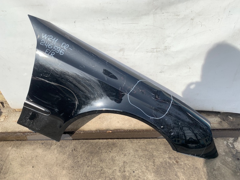 Крыло переднее правое E-CLASS W211 02-09