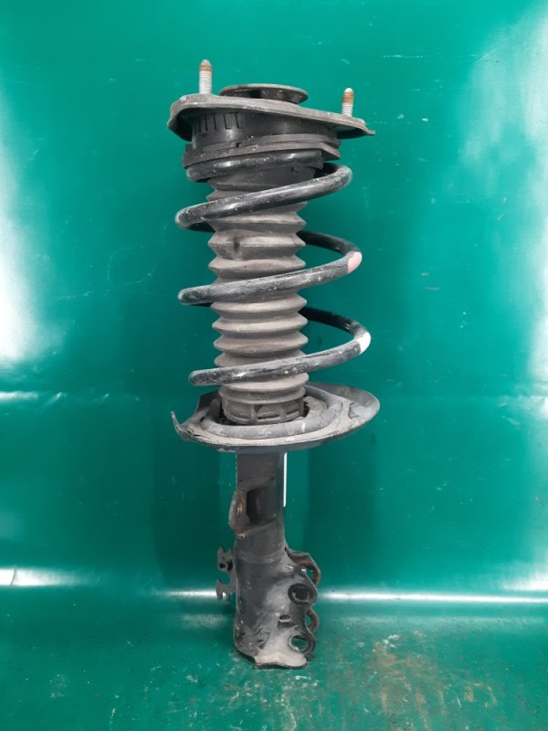 Амортизатор передний левый PRIUS 16- 2016 Хэтчбек 1.8 2ZRFXE Амортизатор передний левый PRIUS 16- 2016 Хэтчбек 1.8 2ZRFXE