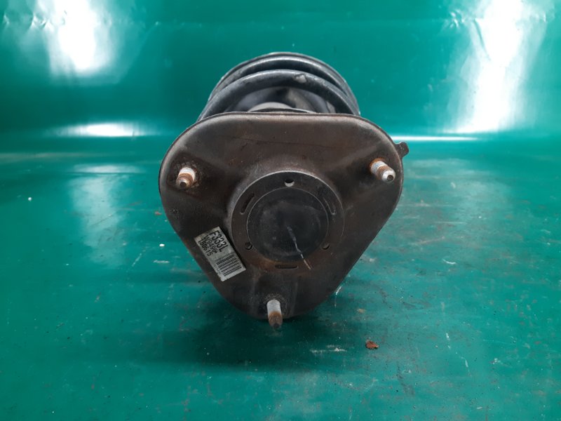 Амортизатор передний левый PRIUS 16- 2016 Хэтчбек 1.8 2ZRFXE Амортизатор передний левый PRIUS 16- 2016 Хэтчбек 1.8 2ZRFXE