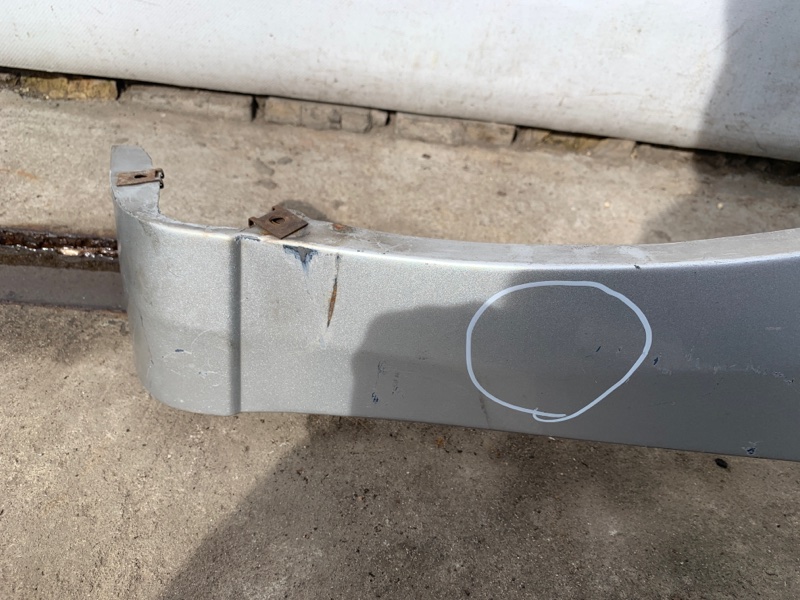 Крыло переднее левое 200 10-14