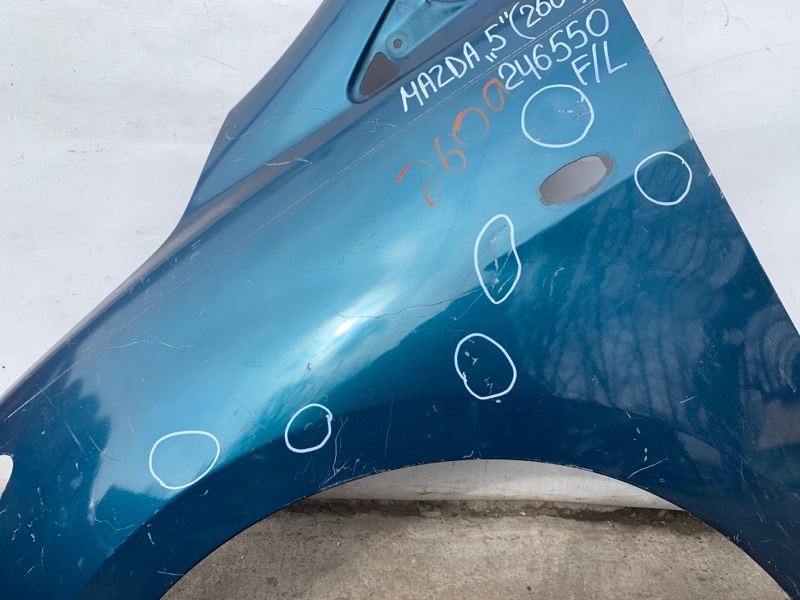 Крыло переднее левое 5 CR 05-10 2008 Минивен 2.3