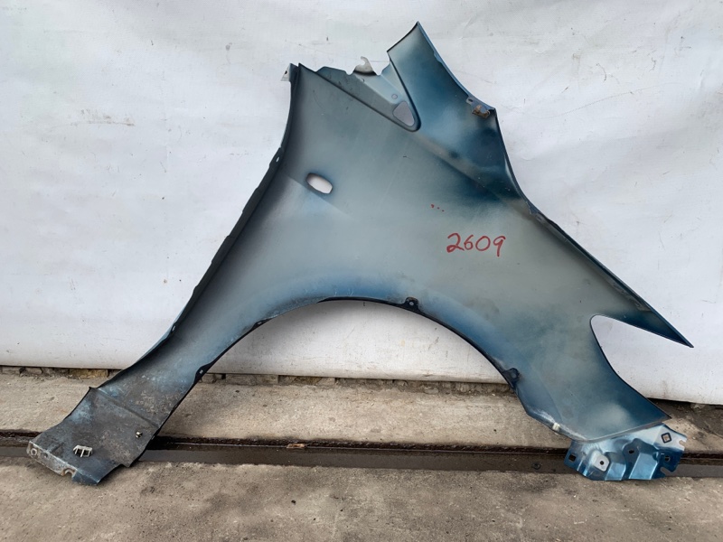 Крыло переднее левое 5 CR 05-10 2008 Минивен 2.3