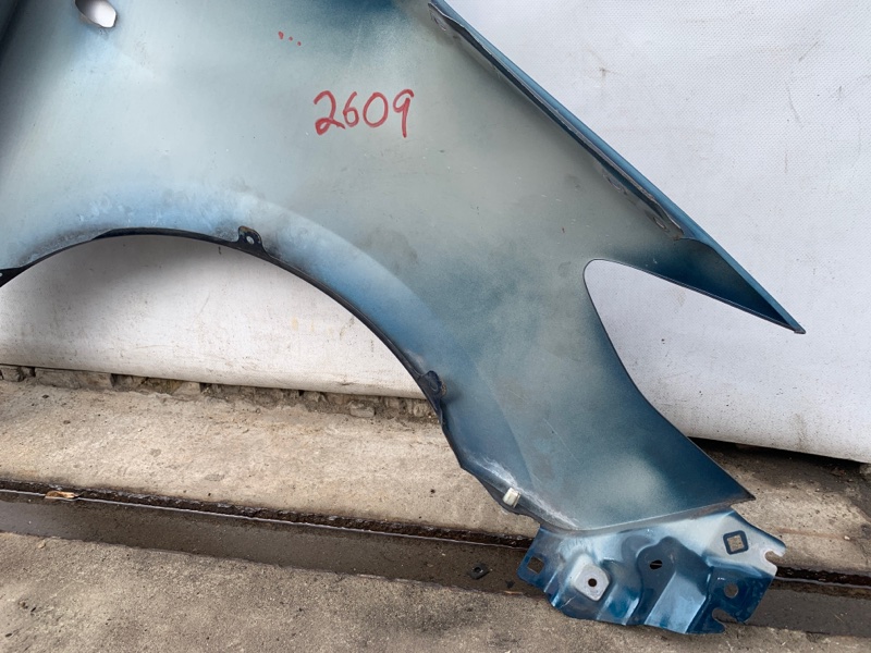 Крыло переднее левое 5 CR 05-10 2008 Минивен 2.3