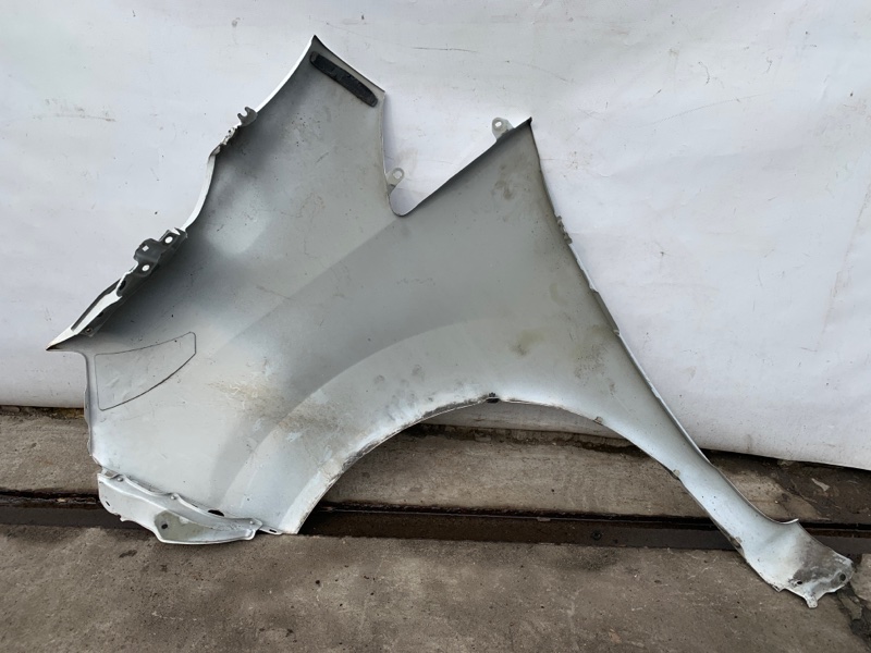 Крыло переднее правое NV200 USA 13- 2017 M20X 2.0 MR20DE