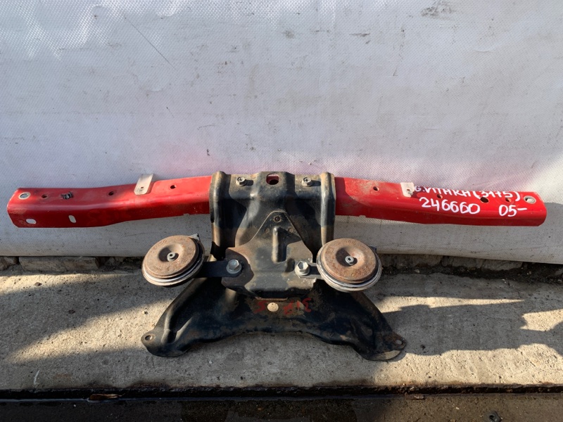 Панель передняя верхняя SUZUKI GRAND VITARA 05-15 2006 Внедорожник 2.7 58220-65J00 Б/У