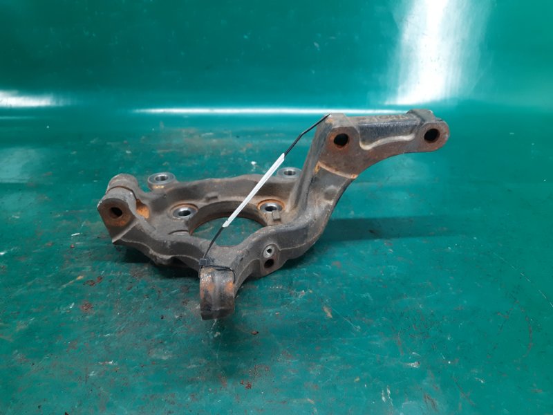 Кулак поворотный правый ROGUE 08-15 2009 Внедорожник 2.5 QR25DE