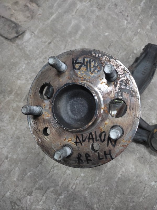 Ступица задняя левая TOYOTA AVALON 05-12 2007 GSX30 3.5 2GR-FE 42460-06021 Б/У