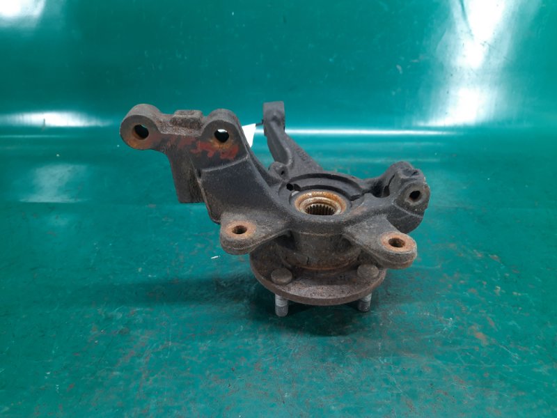 Кулак поворотный передний правый FORD FIESTA 08-17 Хэтчбек 1.6 XDEZ Кулак поворотный передний правый FORD FIESTA 08-17 Хэтчбек 1.6 XDEZ