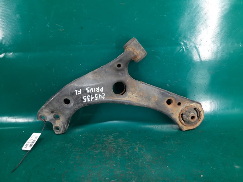 Запчасть рычаг передней подвески нижний левый TOYOTA PRIUS 16- 2016 Хэтчбек 1.8 2ZRFXE 48069-47060 Б/У Рычаг передней подвески нижний левый TOYOTA PRIUS 16- 2016 Хэтчбек 1.8 2ZRFXE 48069-47060 Б/У