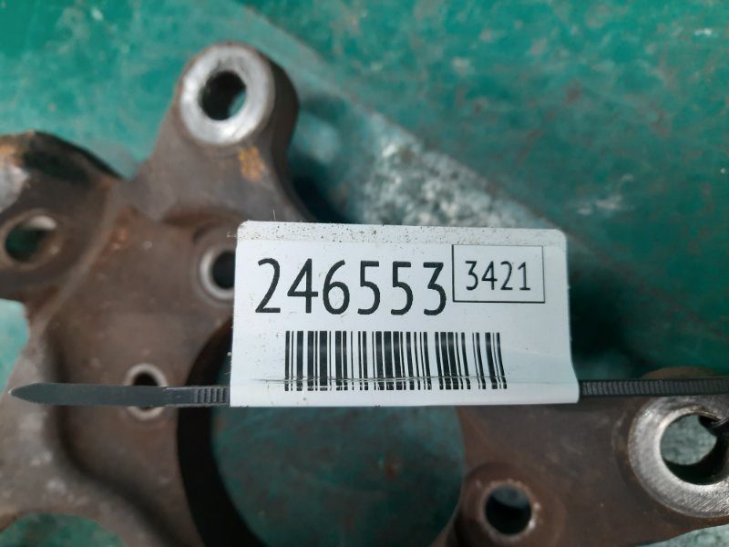 Кулак поворотный правый FX S50 03-08 2007 Внедорожник 3.5 VQ35DE