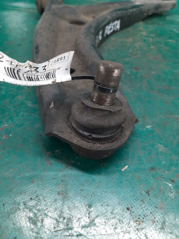 Рычаг передней подвески нижний левый FIESTA 08-17 2013 Хэтчбек 1.6 XDEZ