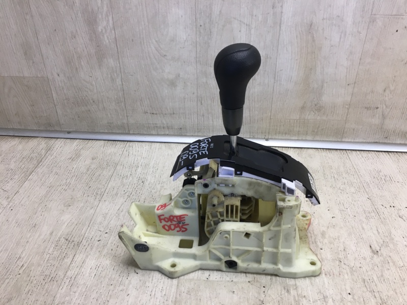 Запчасть кулиса акпп KIA FORTE/CERATO TD 08-13 2009 TD 2.0 G4KD 46700-1M300 Б/У Кулиса АКПП KIA FORTE/CERATO TD 08-13 2009 TD 2.0 G4KD 46700-1M300 Б/У