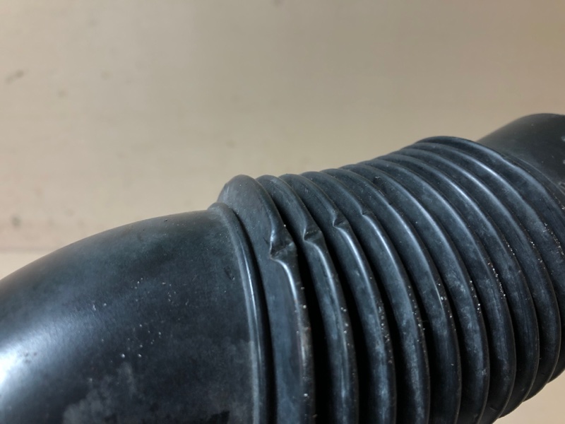 Патрубок воздушного фильтра SUBARU FORESTER SG 02-07 Внедорожник 2.5 EJ251