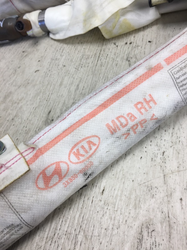 Подушка безопасности (штора) правая ELANTRA MD 10-15 2012 MD 1.8 G4NB