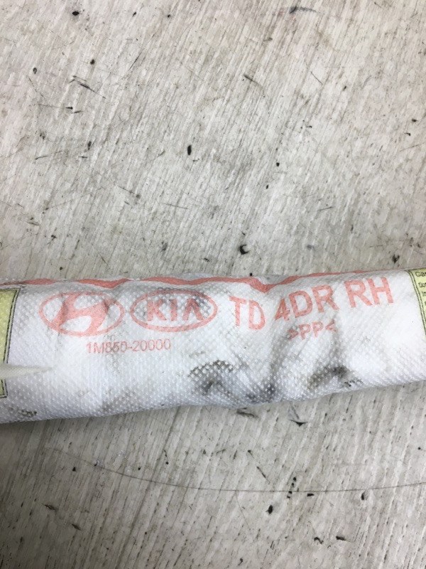 Подушка безопасности (штора) правая FORTE/CERATO TD 08-13 2009 TD 2.0 G4KD Подушка безопасности (штора) правая FORTE/CERATO TD 08-13 2009 TD 2.0 G4KD