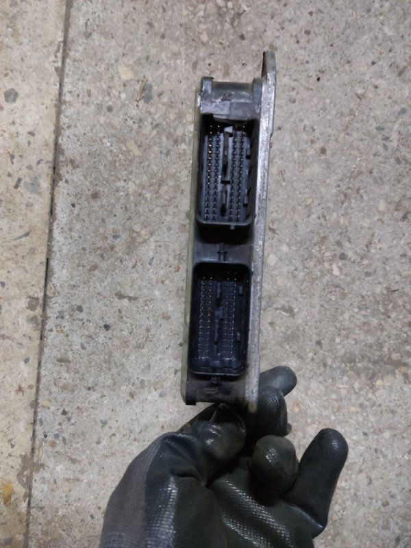 Блок управления двигателем 6 GG 02-07