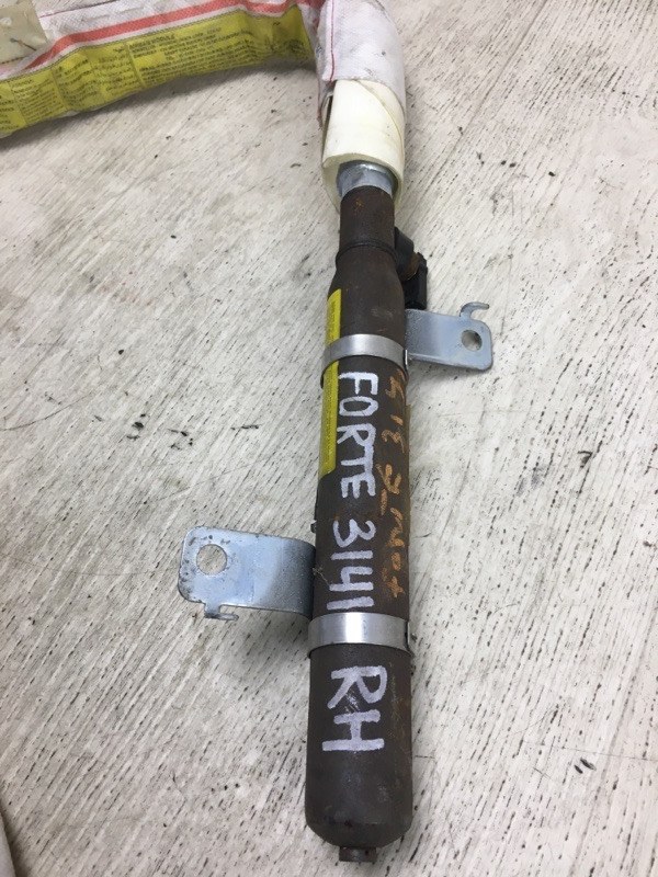 Подушка безопасности (штора) правая FORTE/CERATO TD 08-13 2009 TD 2.0 G4KD Подушка безопасности (штора) правая FORTE/CERATO TD 08-13 2009 TD 2.0 G4KD