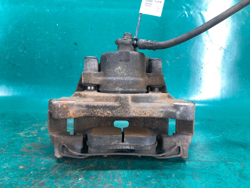 Суппорт тормозной передний правый PASSAT B8 14- 2016 Седан 1.8 CPRA