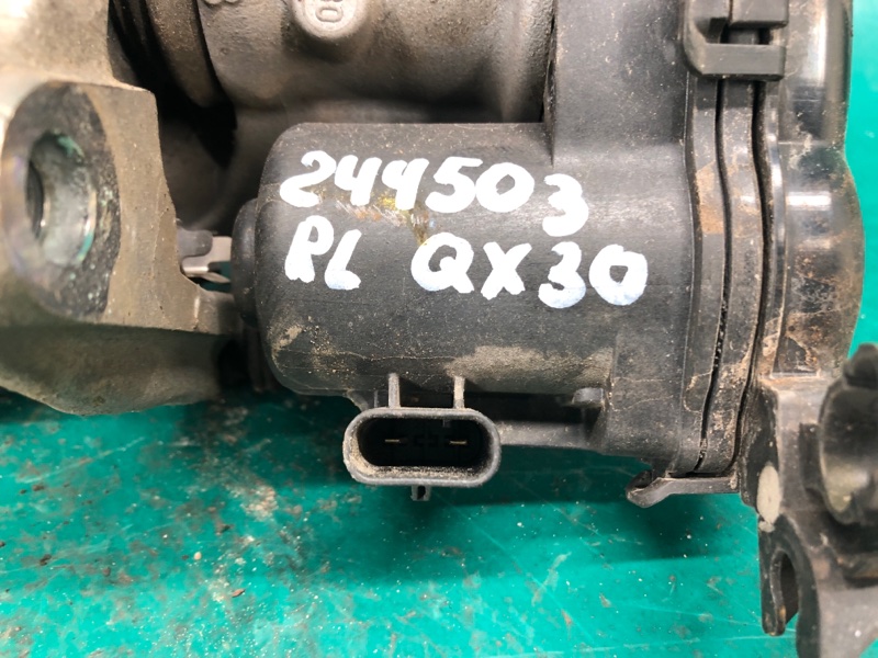 Суппорт тормозной задний левый QX30 16-20 2019 Внедорожник 2.0