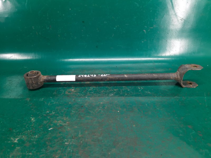 Запчасть рычаг задней подвески продольный TOYOTA CAMRY 20 96-02 2000 Седан 2.2 48780-33010 Б/У Рычаг задней подвески продольный TOYOTA CAMRY 20 96-02 2000 Седан 2.2 48780-33010 Б/У
