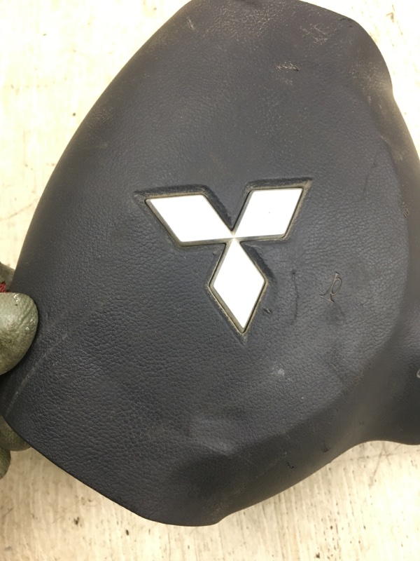 Подушка безопасности в руль LANCER X 10 07-15 Подушка безопасности в руль LANCER X 10 07-15