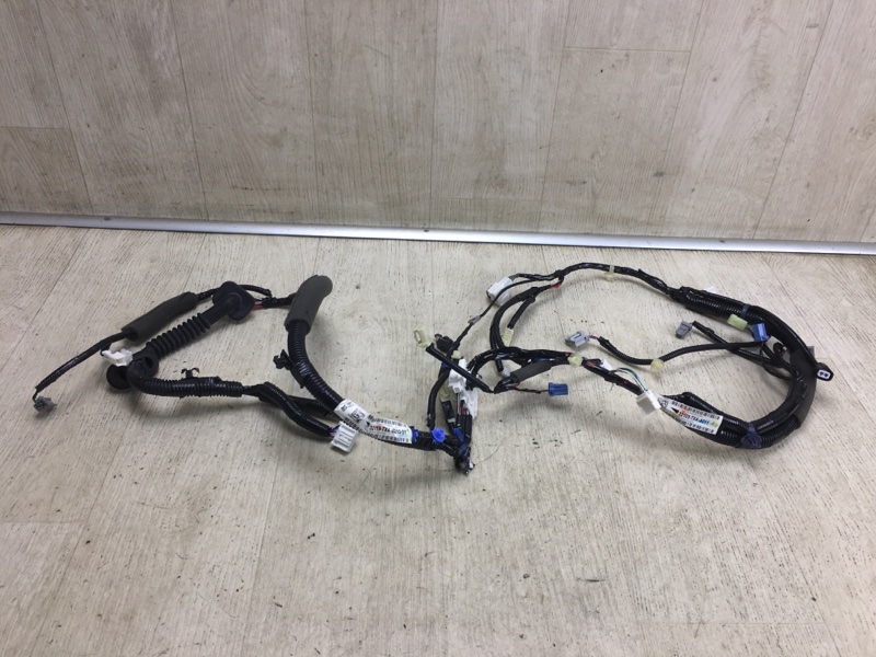 Запчасть проводка крышки багажника ACURA RDX 12-19 32109-TX4-A01 Б/У Проводка крышки багажника ACURA RDX 12-19 32109-TX4-A01 Б/У