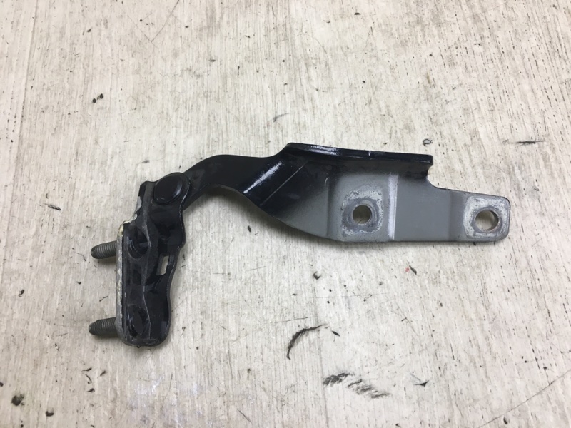 Петля крышки багажника задняя левая RDX 12-19 Петля крышки багажника задняя левая RDX 12-19