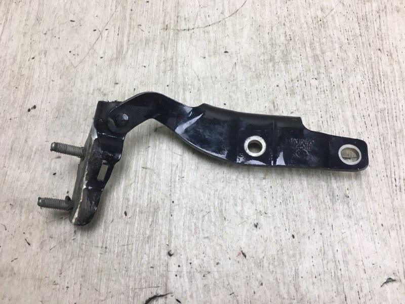 Запчасть петля крышки багажника задняя правая ACURA RDX 12-19 68210-TX4-A10ZZ Б/У Петля крышки багажника задняя правая ACURA RDX 12-19 68210-TX4-A10ZZ Б/У