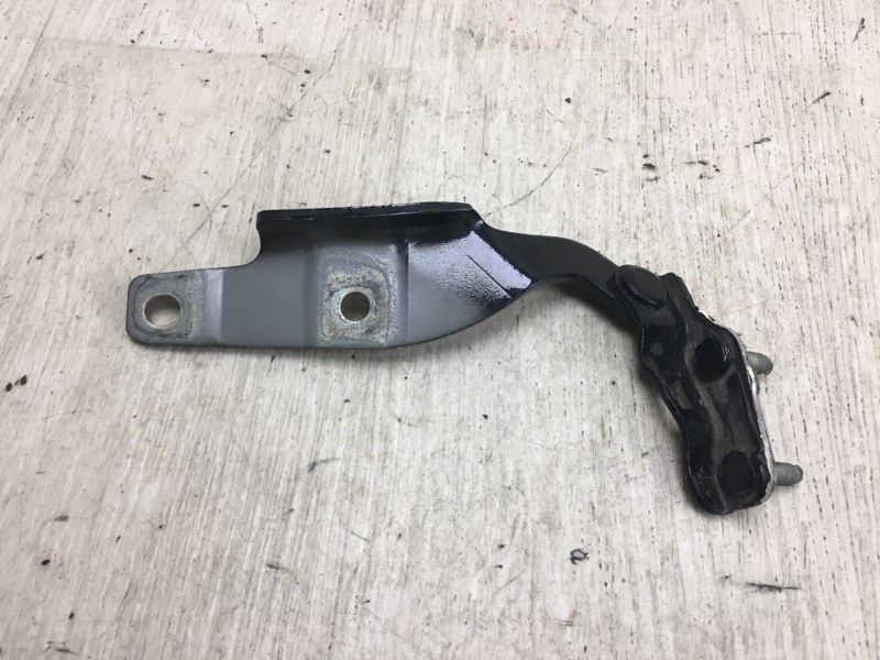 Петля крышки багажника задняя правая RDX 12-19 Петля крышки багажника задняя правая RDX 12-19