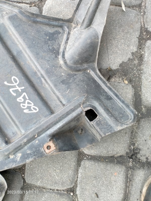 Защита двигателя LAND CRUISER 200 08-21