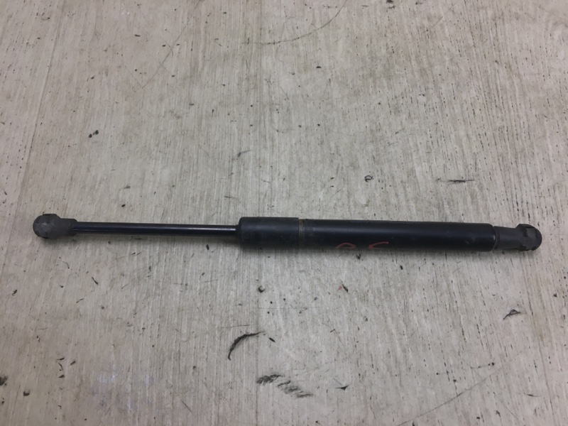 Амортизатор капота AUDI Q5 08-16 8R0823359A Б/У