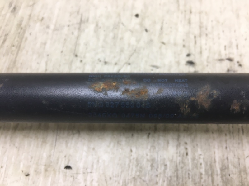 Амортизатор крышки багажника задний правый VOLKSWAGEN TIGUAN 08-17