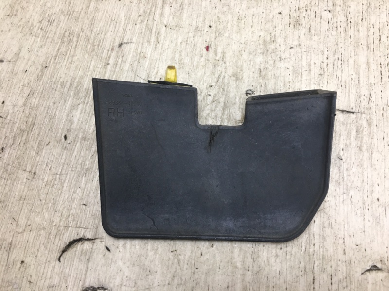 Запчасть брызговик задний правый HYUNDAI SANTA FE (DM) 12-18 868642W000 Б/У Брызговик задний правый HYUNDAI SANTA FE (DM) 12-18 868642W000 Б/У