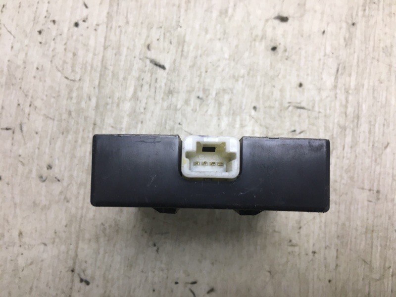 Блок управления центральным замком NISSAN SENTRA B17 12-21 B17 1.8 MRA8DE